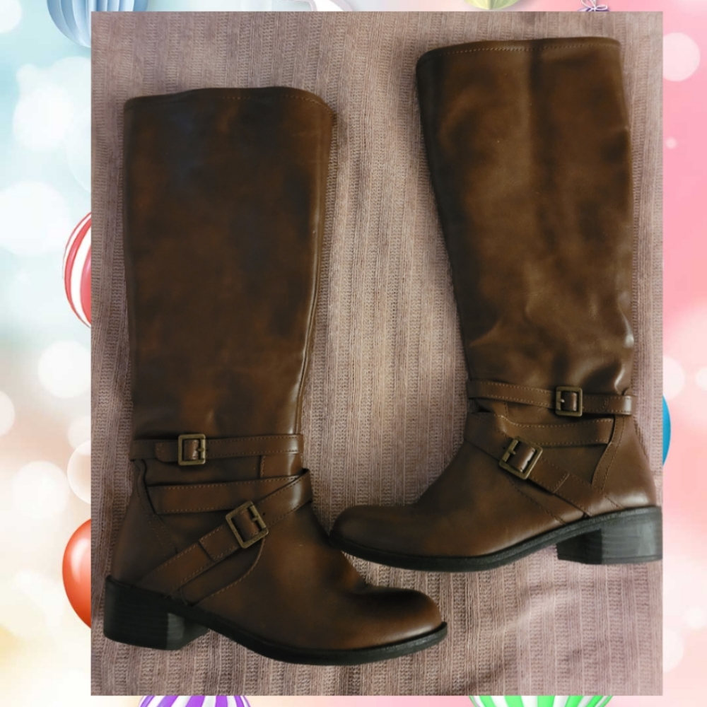 Brown boots